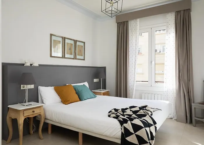 Casa Cosi - Casanova 4 Апартаменты Барселона